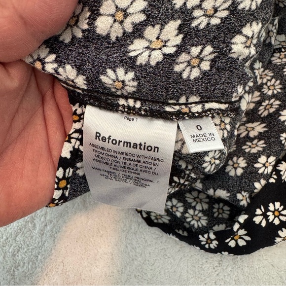 REFORMATION Bea Daisy Daisies Midi Skirt Black 0 - Picture 9 of 13